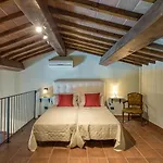 Podere Montioni 6&2, Emma Villa